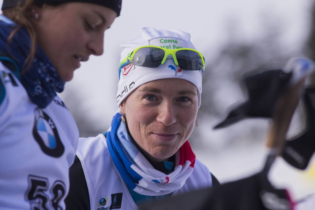 BIATHLON - Supersonique sur la piste, la Slovaque Anastasiya Kuzmina a remporté le sprint dames de la coupe du monde de biathlon à Oslo et repris le maillot jaune de leader du général. Bescond et Dorin-Habert dans le Top 20.