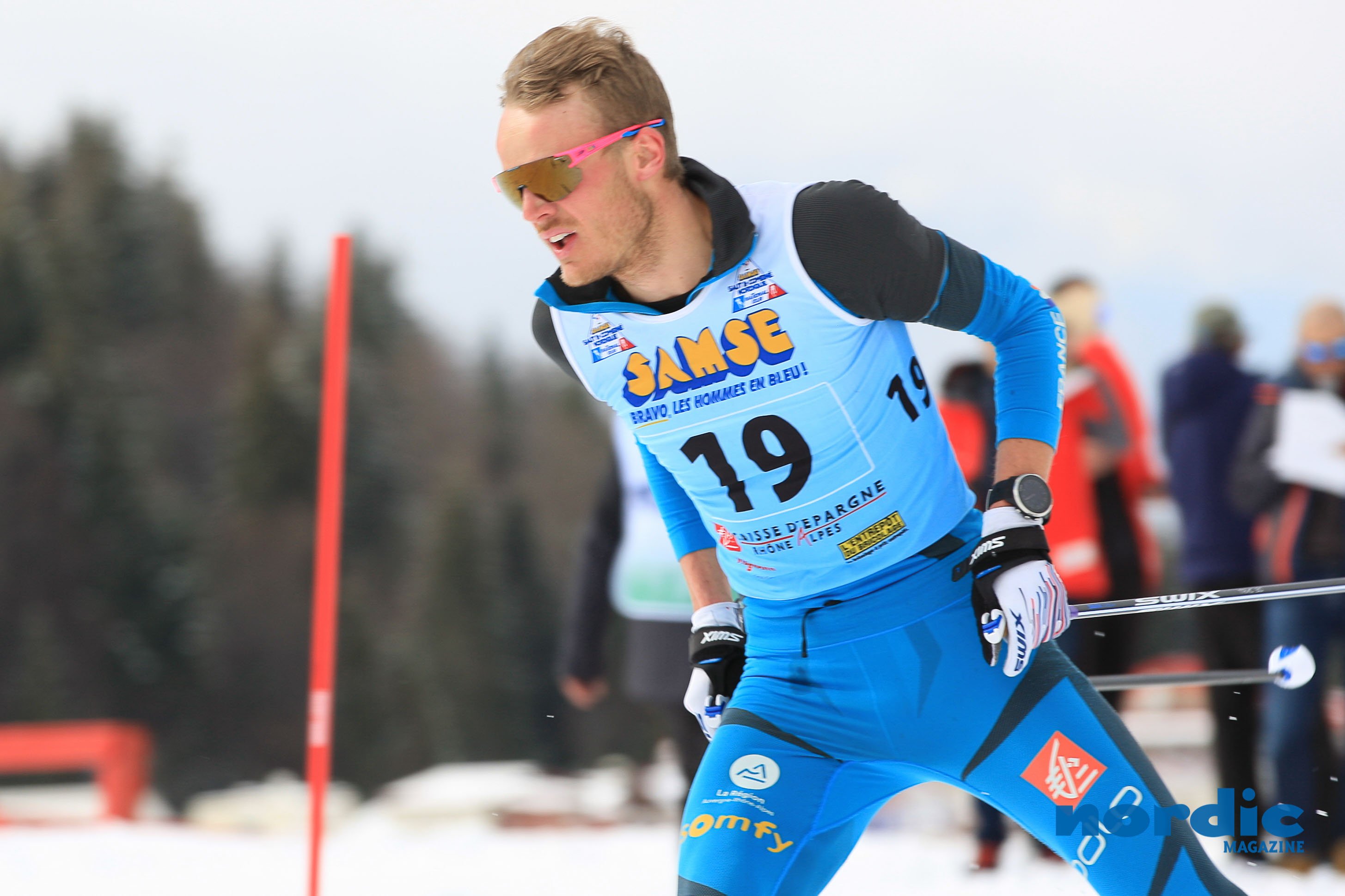 COMBINE NORDIQUE / SKI DE FOND - Le combiné Rousseland Hugo Buffard pose les skis de saut pour se consacrer au ski de fond.