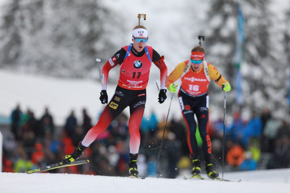 BIATHLON - Auteur d’une énorme fin de course, Simon Desthieux a arraché la deuxième place du sprint de la coupe du monde de biathlon à Hochfilzen, remporté par le Norvégien Johannes Boe, nouveau leader du général !