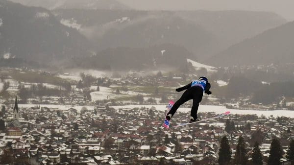 Ryoyu Kobayashi, Oberstdorf, biathlon, ski de fond, combiné nordique, saut à ski, saut spécial, nordicmag, Nordic Mag, nordic mag biathlon, biathlon 2022, ski nordique, biathlon magazine