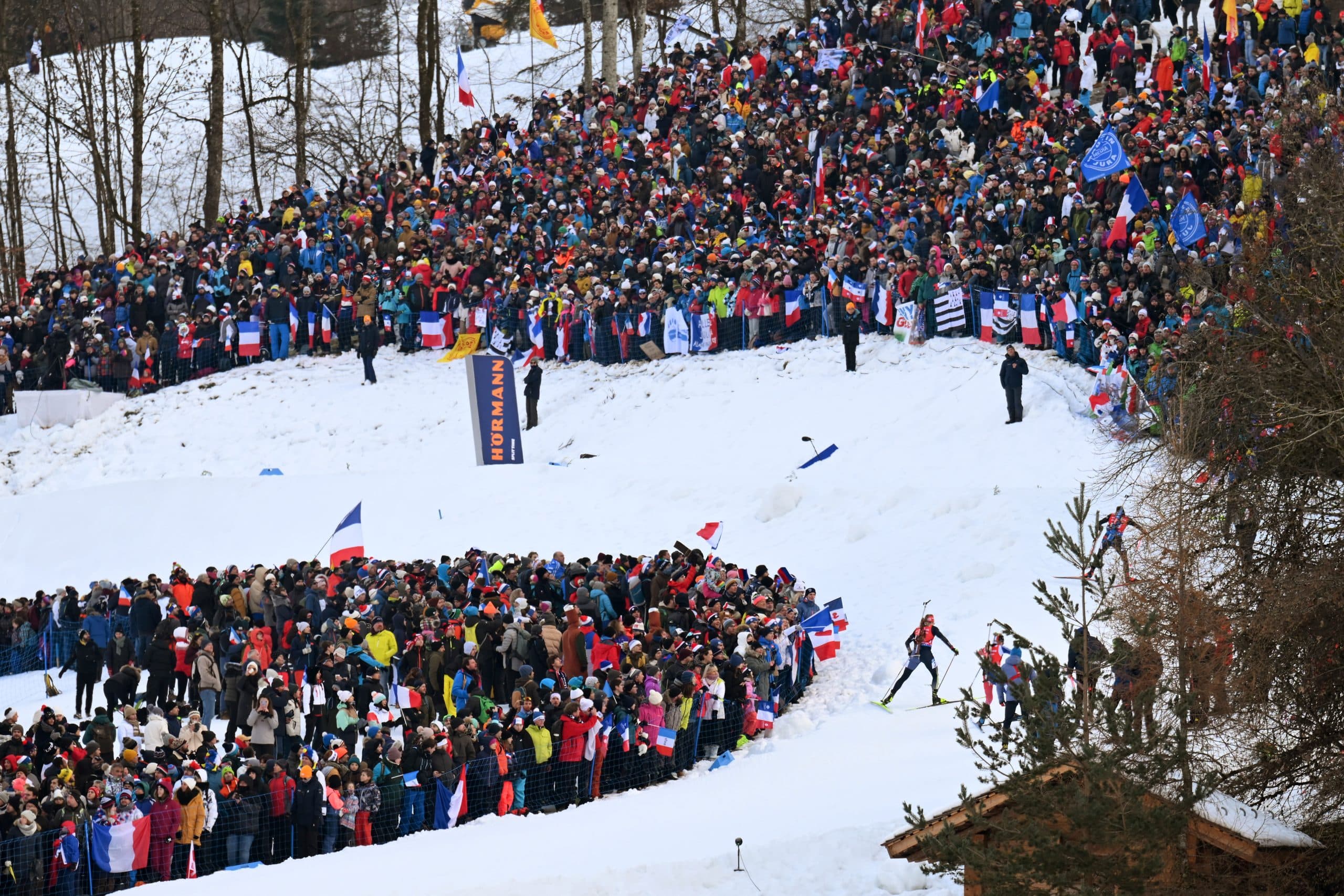 La Grand-Bornand, Biathlon, ski de fond, combiné nordique, saut à ski, saut spécial, nordicmag, Nordic Mag, nordic mag biathlon, biathlon 2022, ski nordique, biathlon magazine