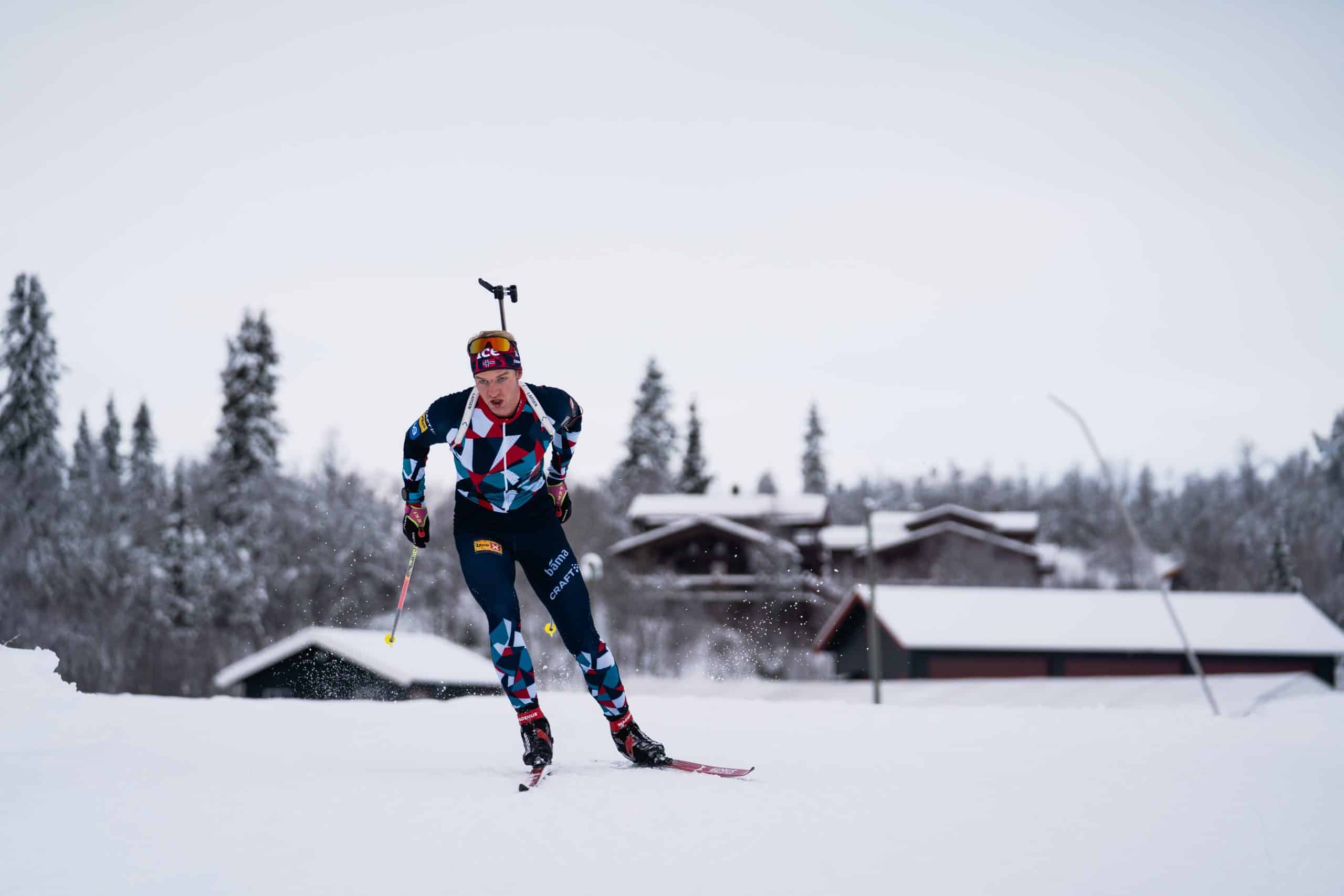 Johan-Olav Botn, Biathlon, Julia Simon, biathlon 2023, nordic magazine, nordicmag, calendrier biathlon 2024, biathlon programme, coupe du monde biathlon 2024, ski de fond, combiné nordique, saut à ski, saut spécial, nordicmag, Nordic Mag, nordic mag biathlon, ski nordique, biathlon magazine