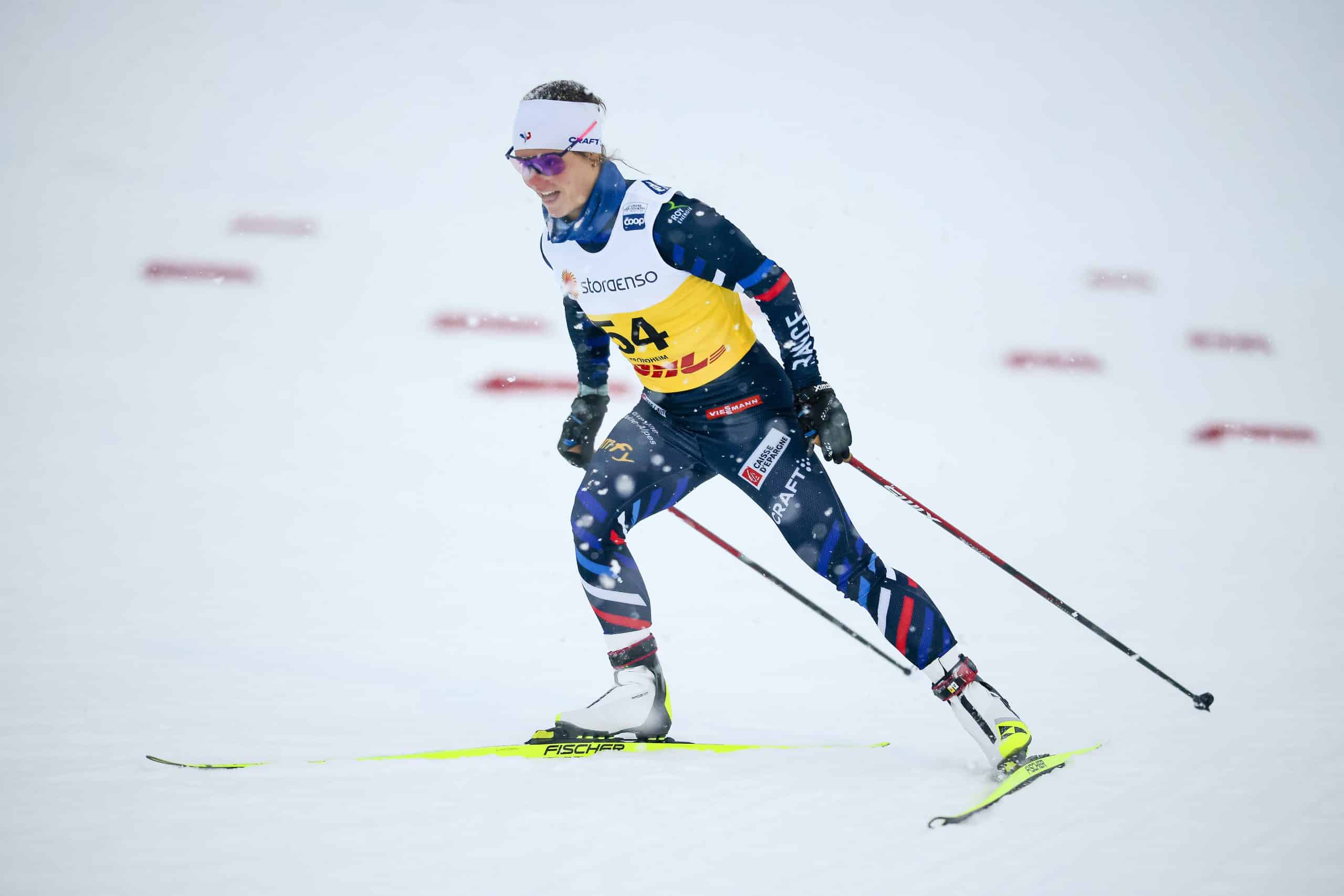 Flora Dolci, Biathlon, Julia Simon, biathlon 2023, nordic magazine, nordicmag, calendrier biathlon 2024, biathlon programme, coupe du monde biathlon 2024, ski de fond, combiné nordique, saut à ski, saut spécial, nordicmag, Nordic Mag, nordic mag biathlon, ski nordique, biathlon magazine